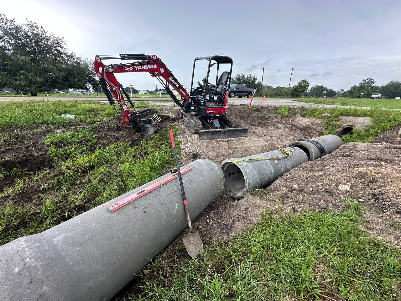 DRIVEWAYS & SITEWORK