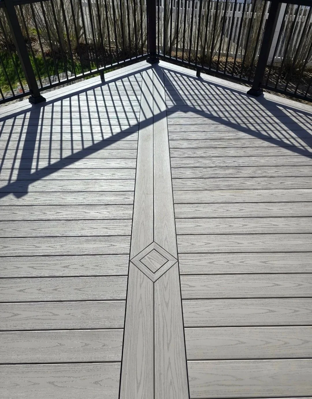 deck custom design using timbertech decking
