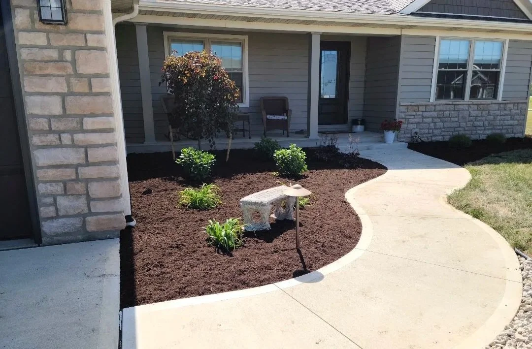 landscape design with mulch