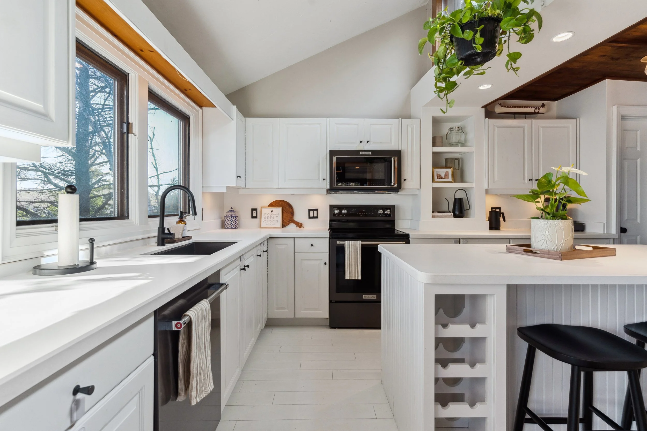 35-Muskoka Rd 117 Unit 3-16.jpg