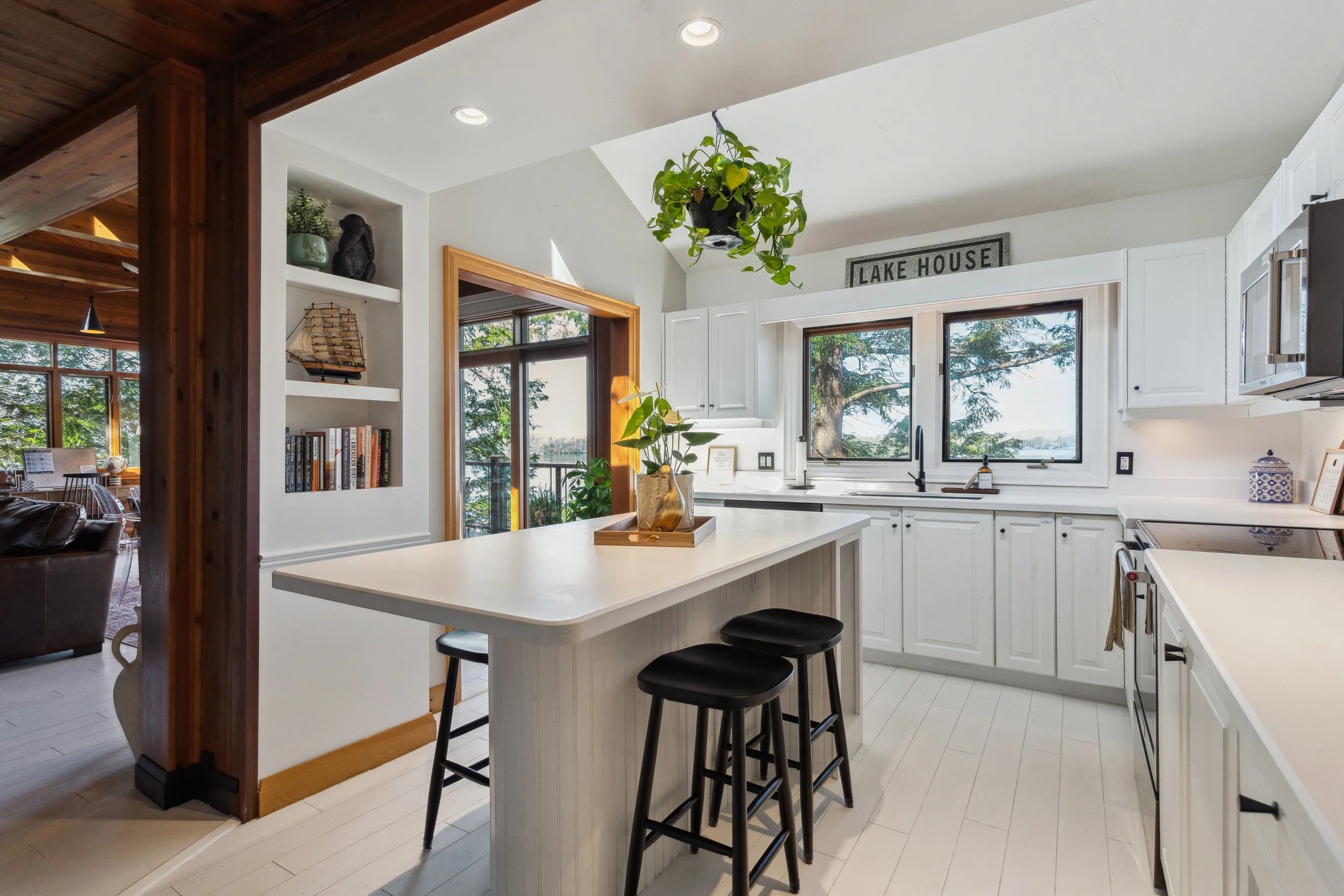 37-Muskoka Rd 117 Unit 3-18.jpg