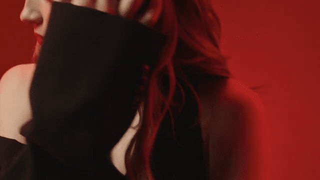 Armani _D cut-low.gif