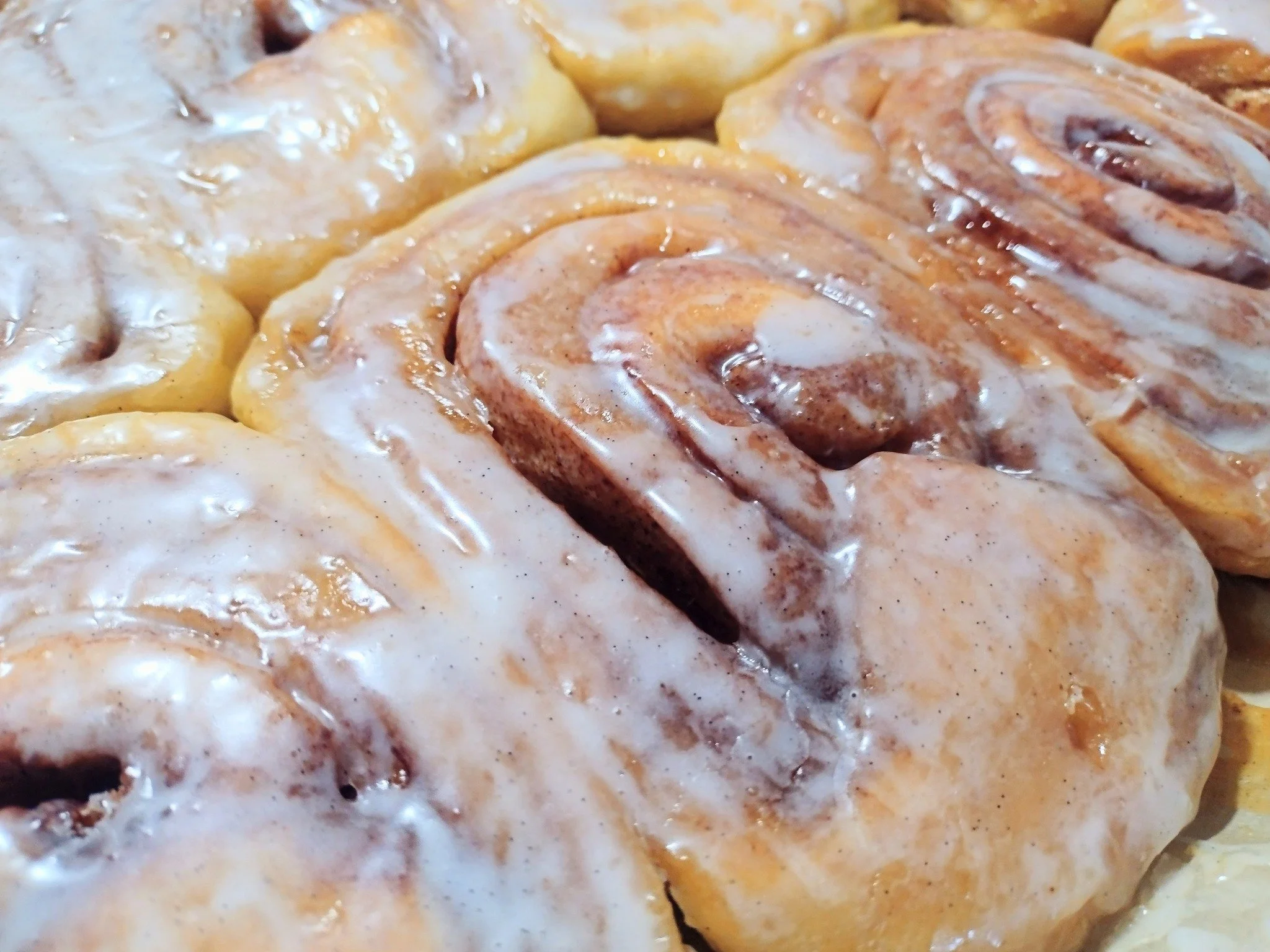 Cinnamon Roll Classic iced