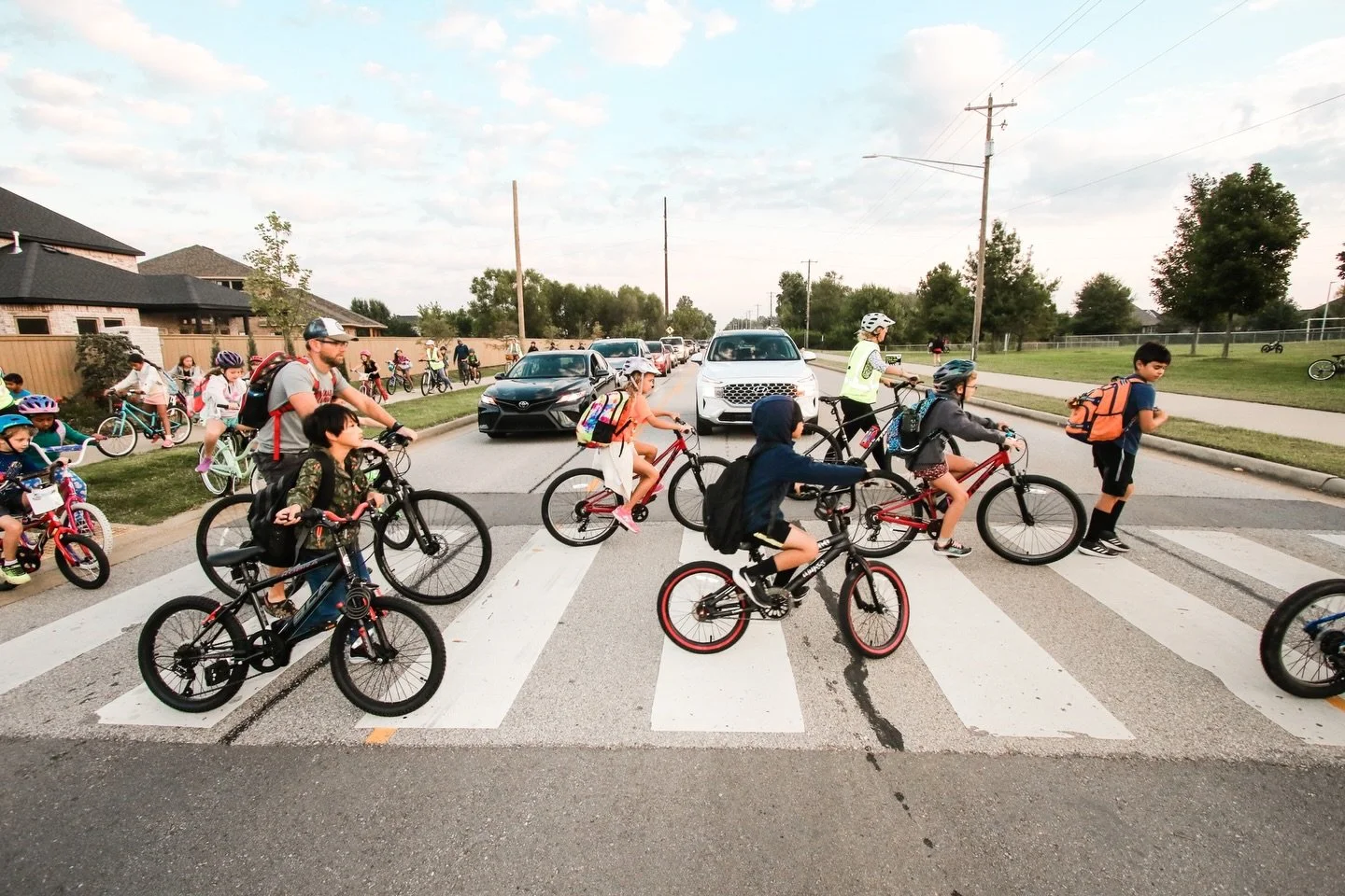 Movement looks different for everyone in Bentonville.

Some take a quick bike ride to lunch. Others walk their kids to the park, roll along the Greenway, or trade a short drive for a simple stroll. These everyday moments tell us a lot about what our 