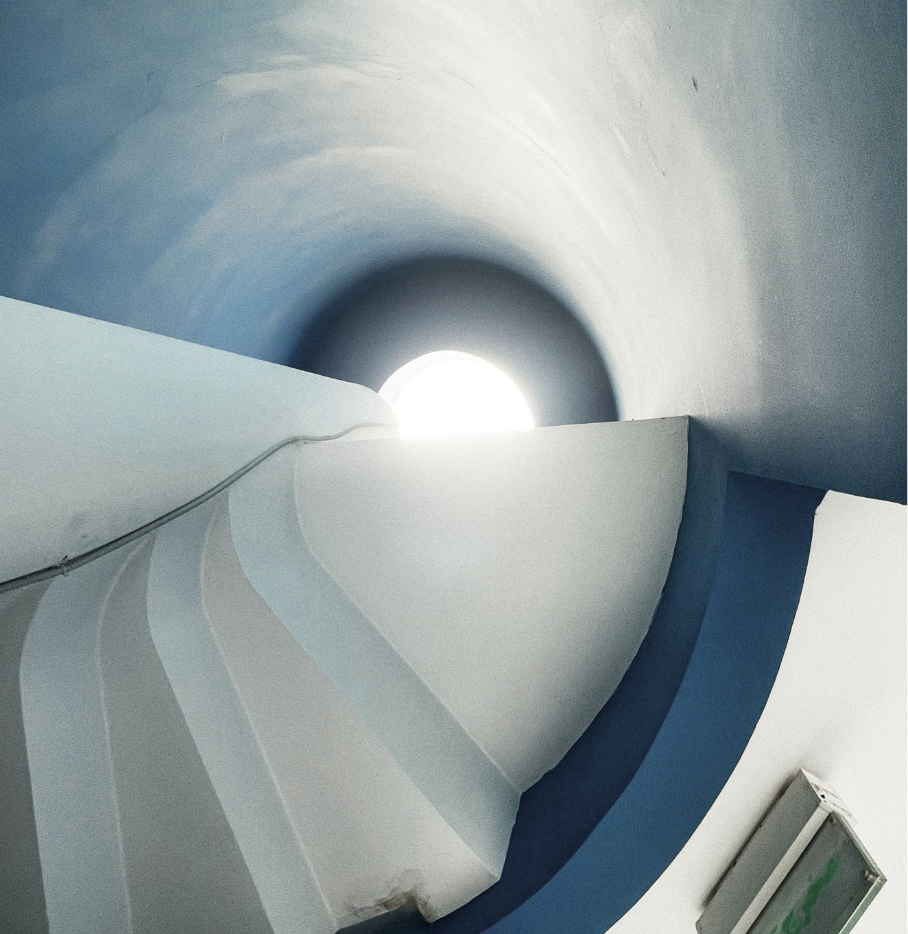 Nabil Fanous / Communication