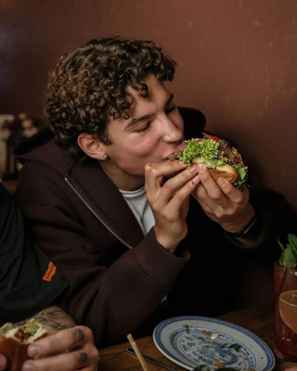 A Mai Mai sandwich: what else?
#barmaimai #sandwiches #depijpamsterdam #amsterdamhotspot #thaifood