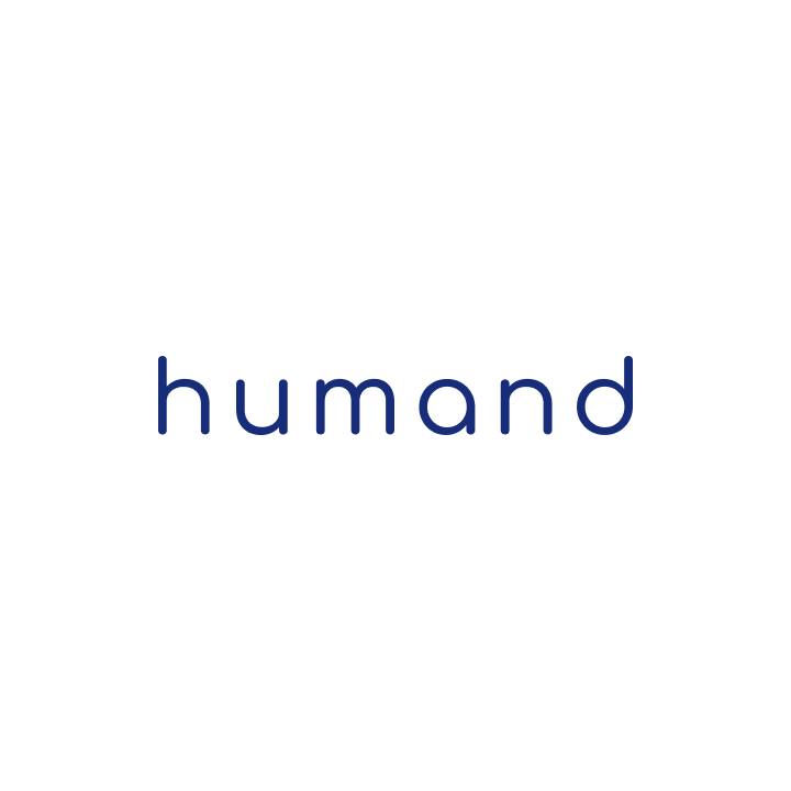 Logotipo circular con fondo blanco y borde negro, en el centro la palabra "humand" en letras minúsculas azules.