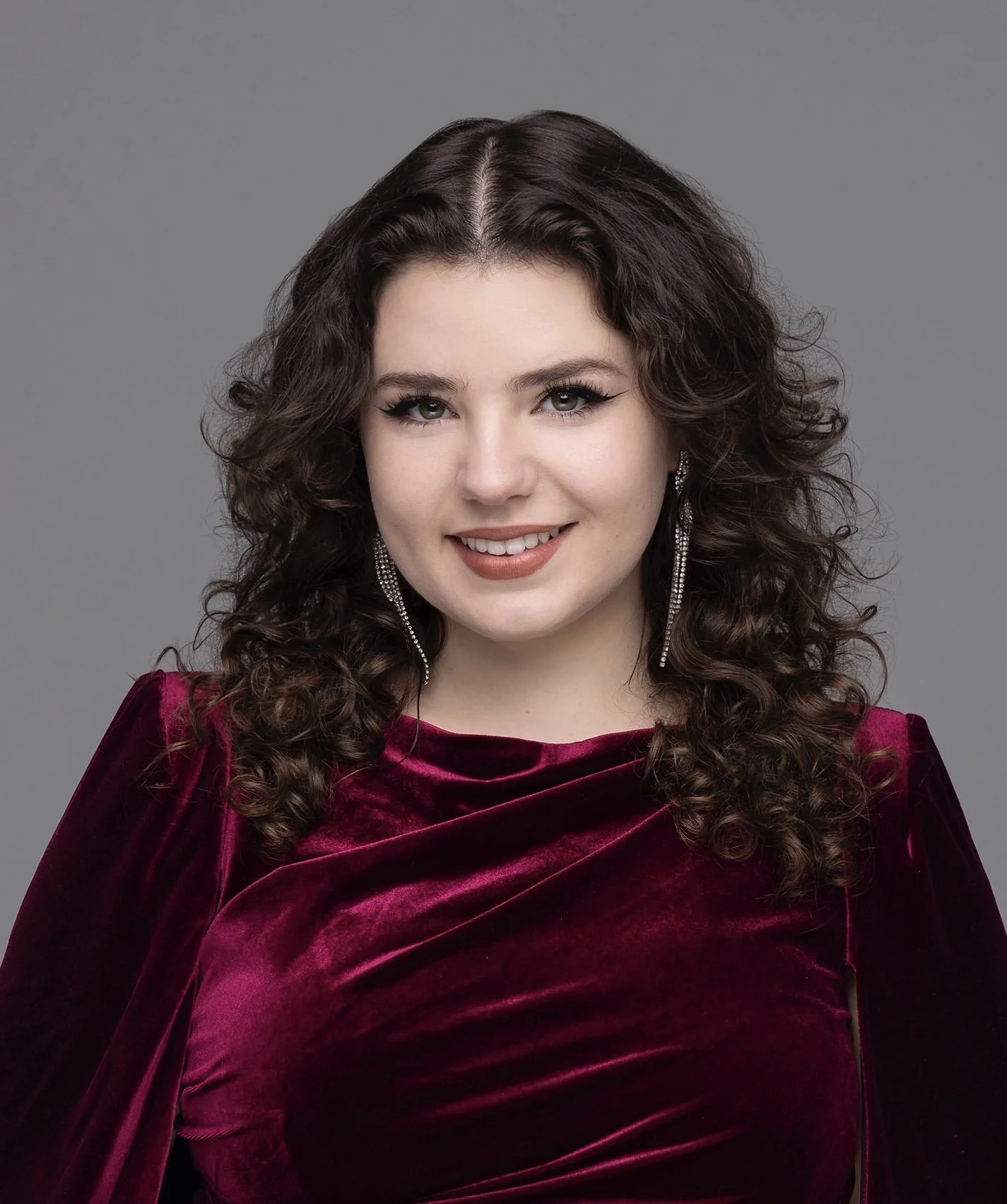 Maya McGuire, Mezzo-Soprano