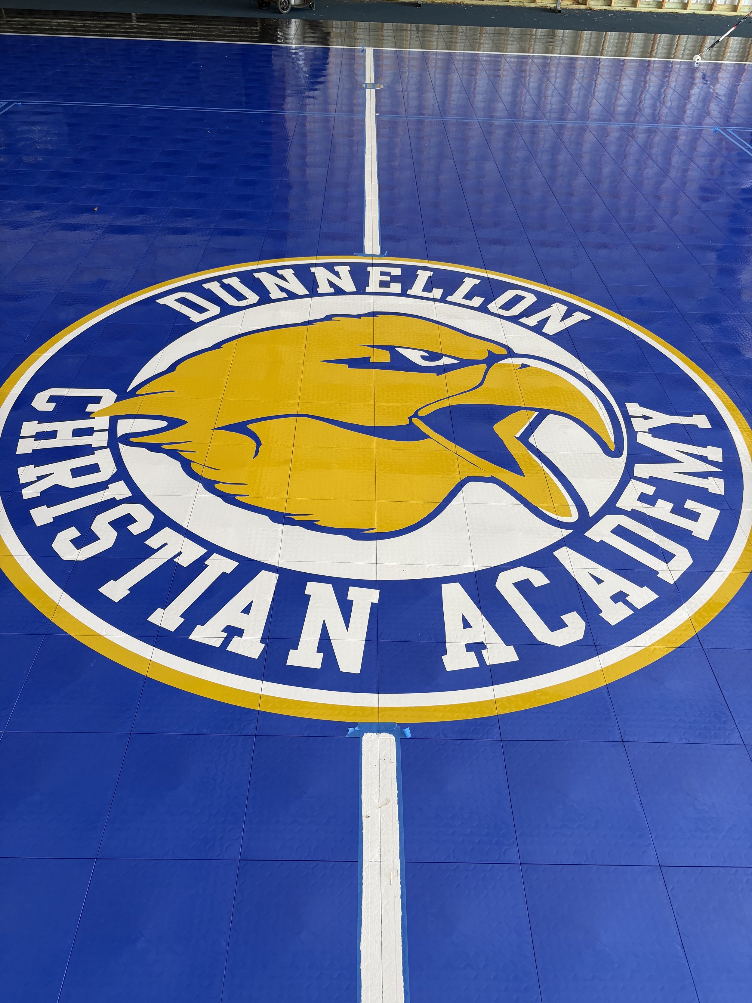 DCA center court logo