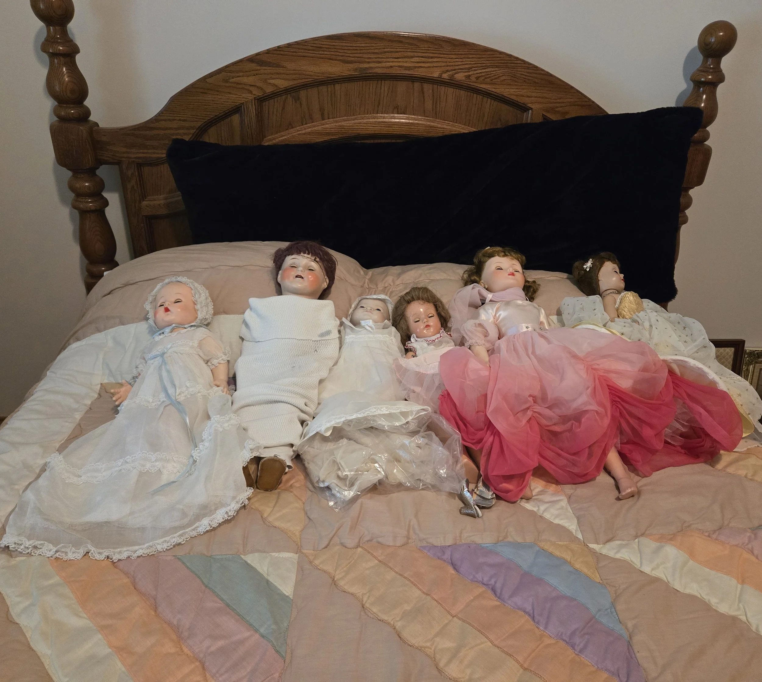 Vtg Bed Dolls (6).jpg