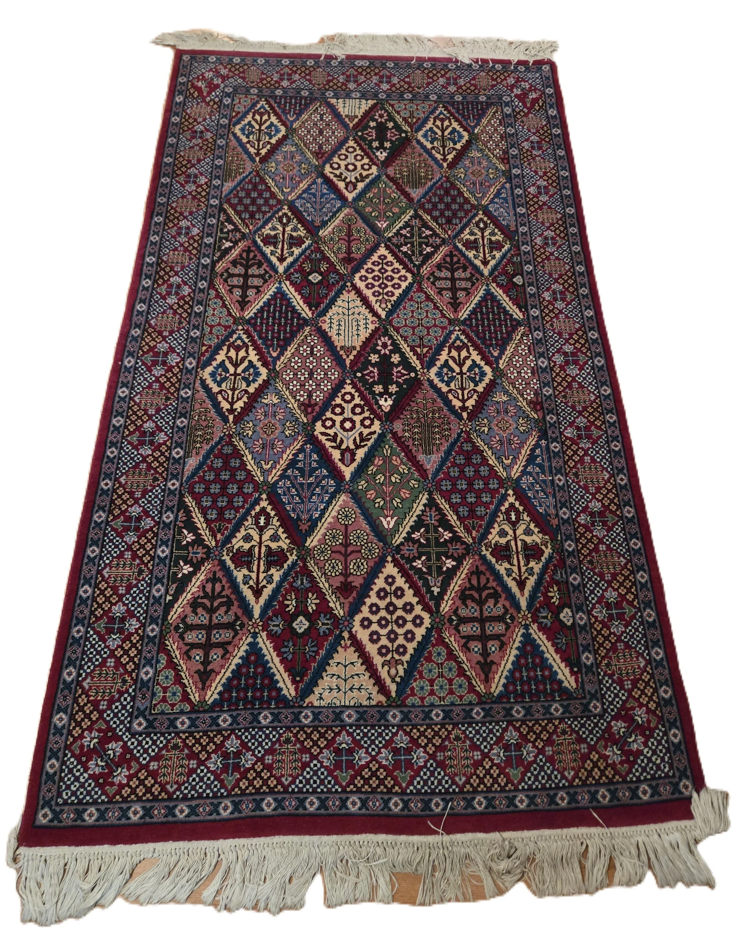 Geometric Diamond Area Rug.jpg
