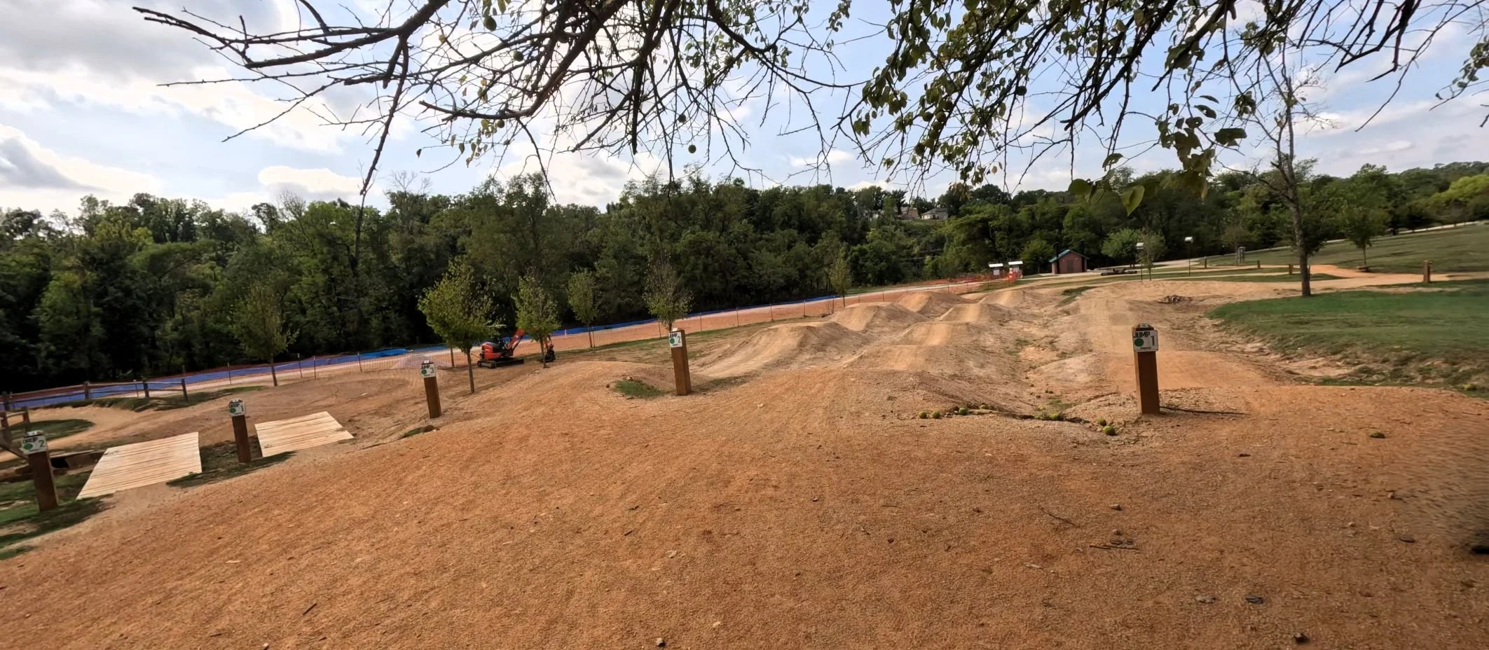 An Image of the various trails that are at the Beginner section of the Skills Park in Slaughter Pen