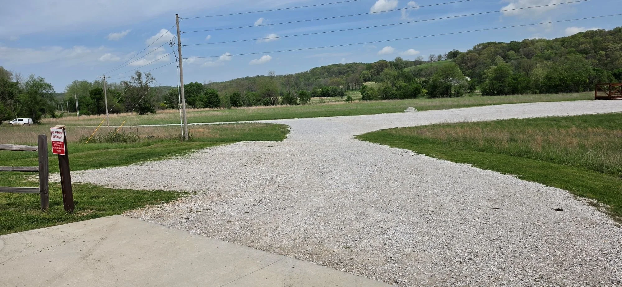 a picture of the parking lot off of Price Coffee Road
