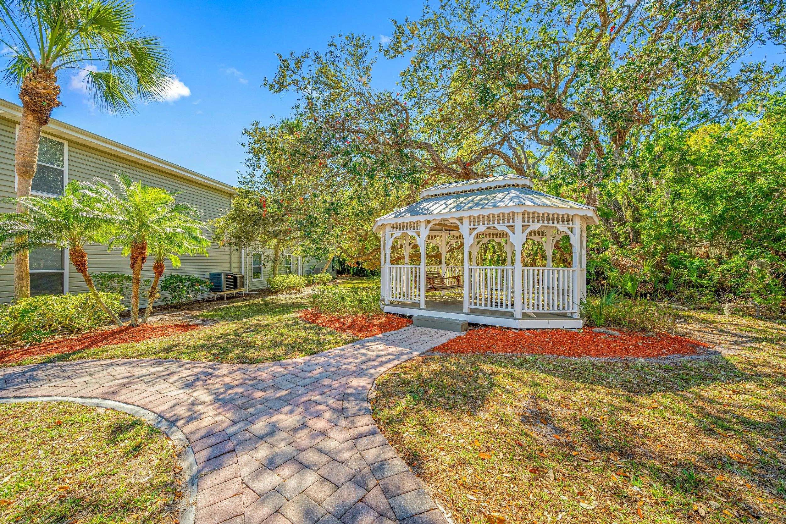 8127 45th Ct E Sarasota-38.jpg