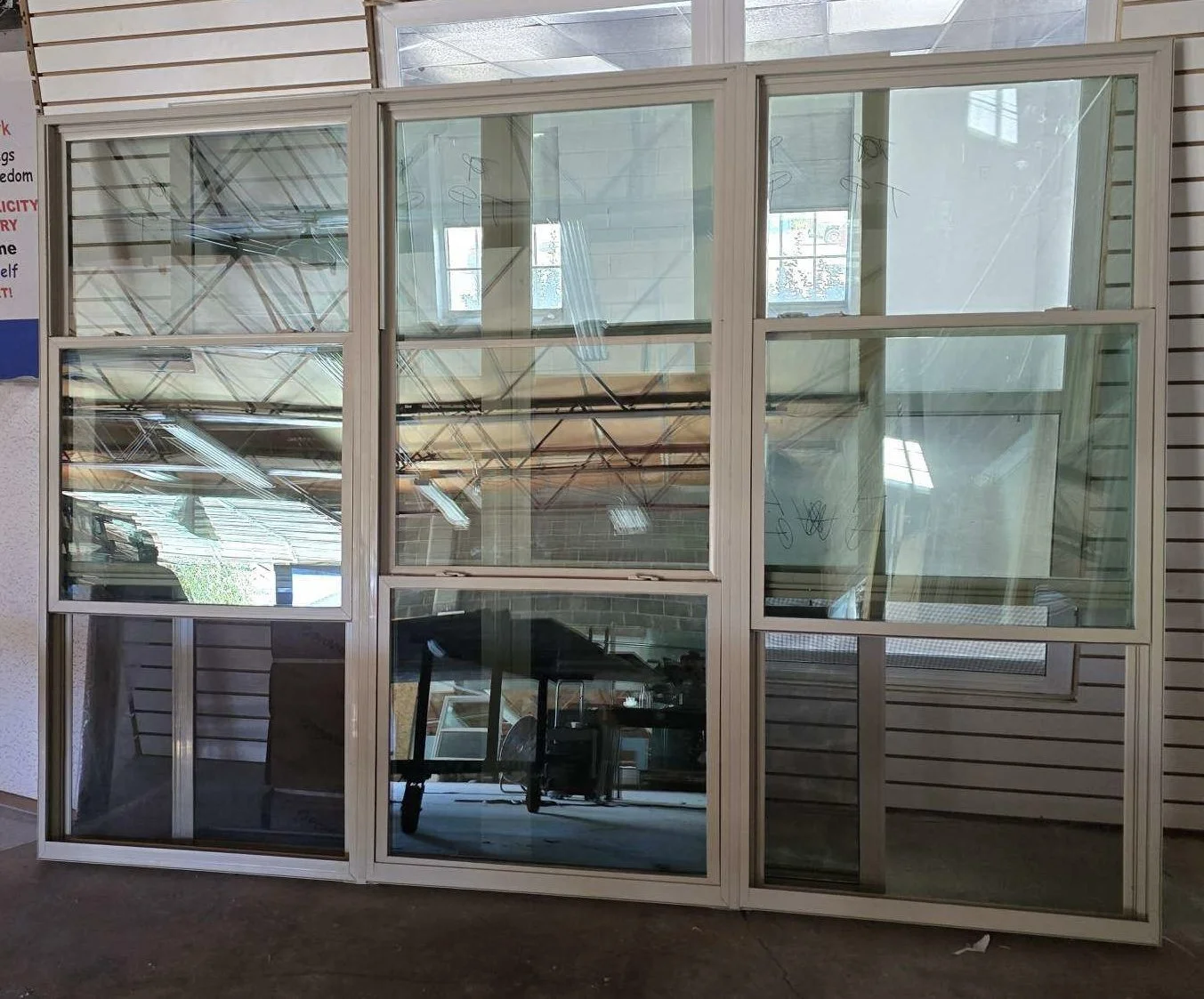 Crosby Texas. Large home windows. Aluminum frame windows. Modern window.