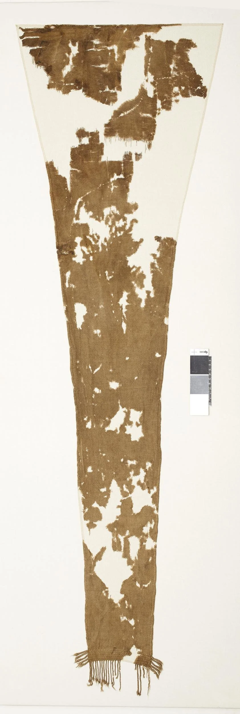 Fragmentary woollen loin cloth from Kulubnarti, Sudan, 7th-9th century