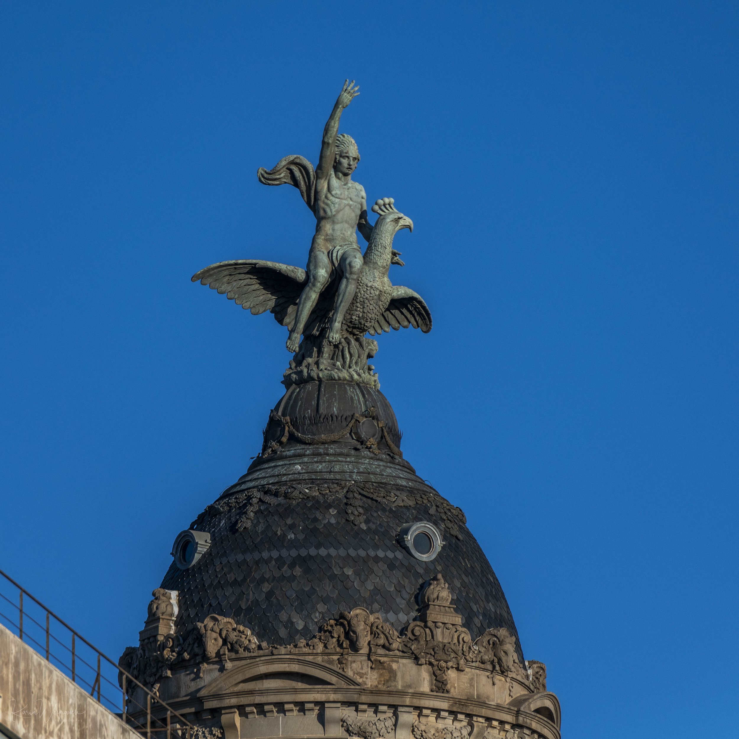 2025-04-20 BCN Cupulas   KCW2979.jpg