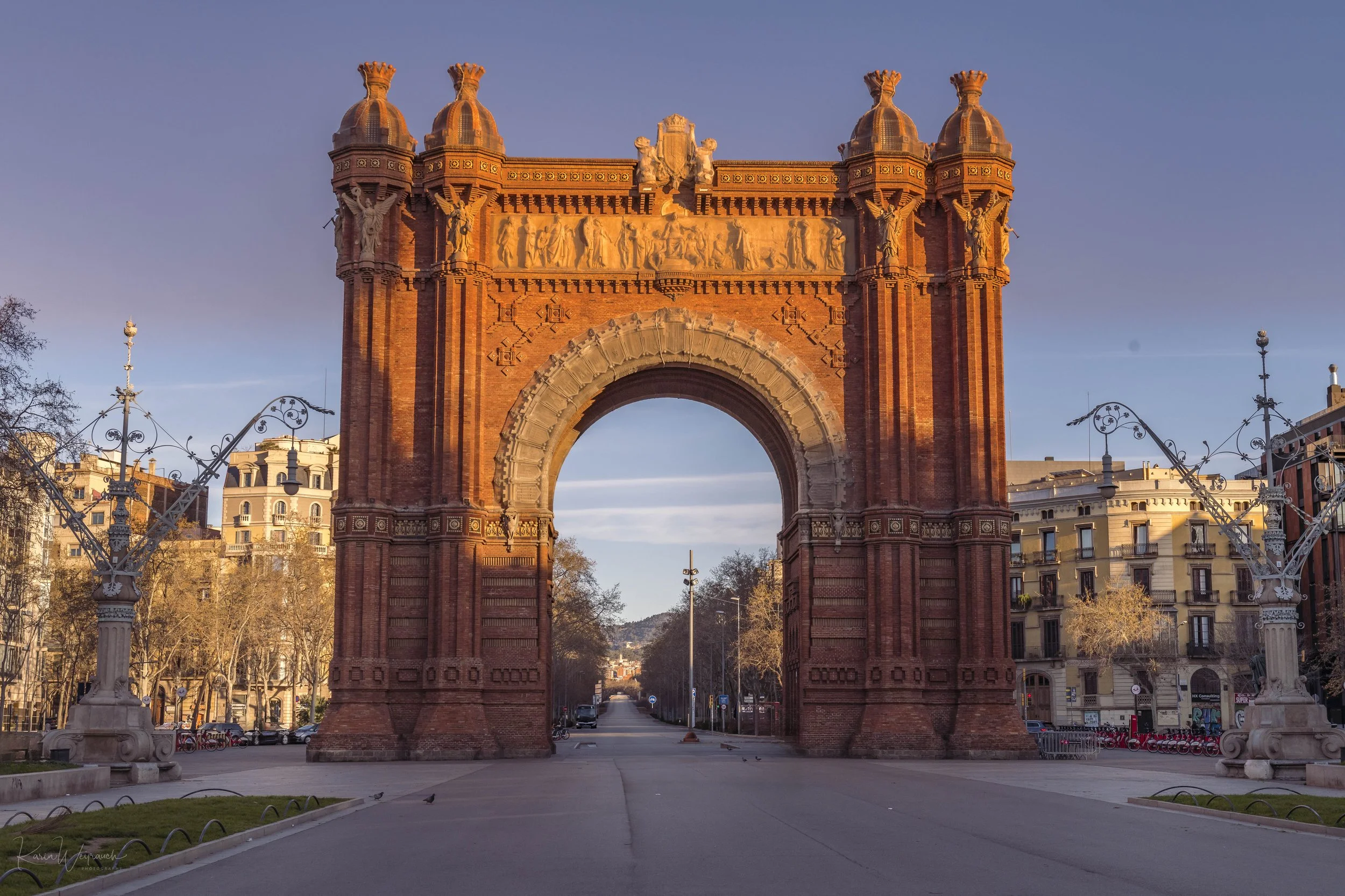 2025-03-30 BCN Paseo Temprano  KCW2457-Editar.jpg