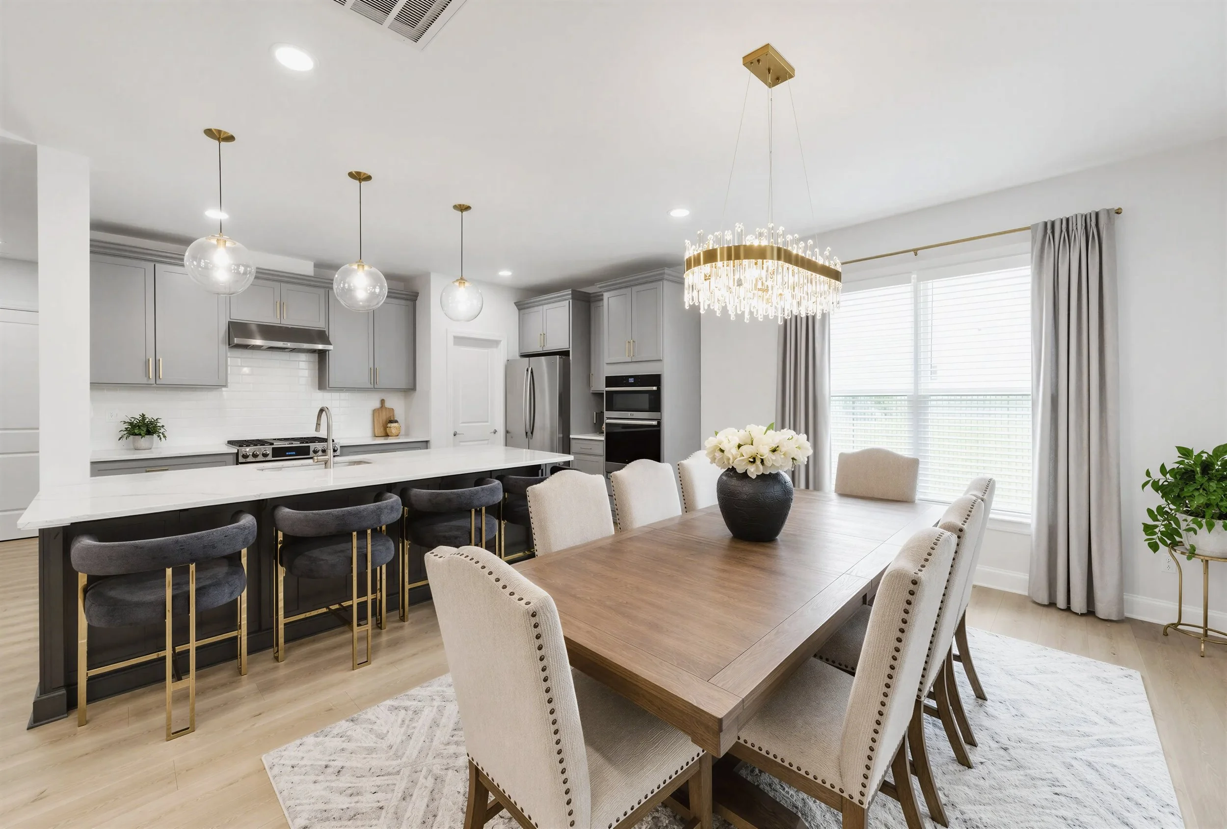 10-Benson_dining_room_3_edited_4k.jpg