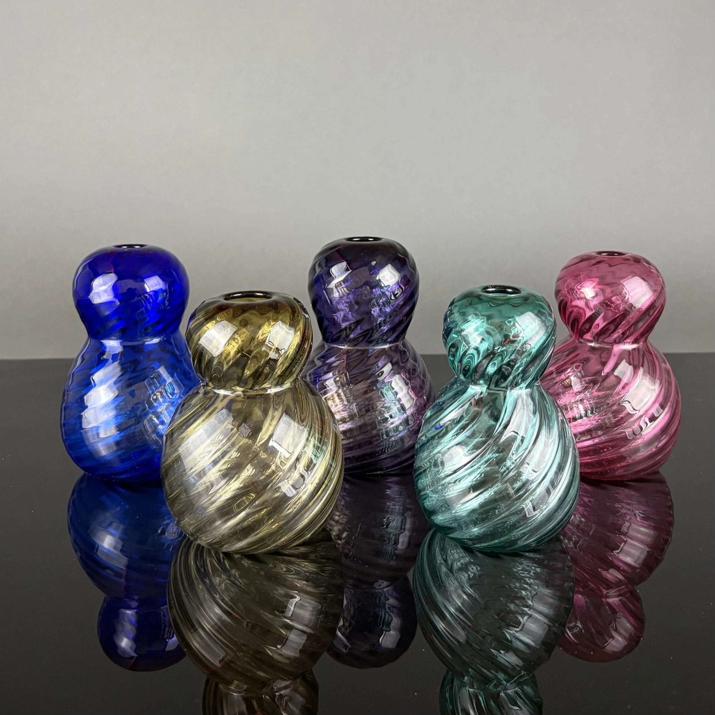 small bud vases w_optic twist (1).jpeg