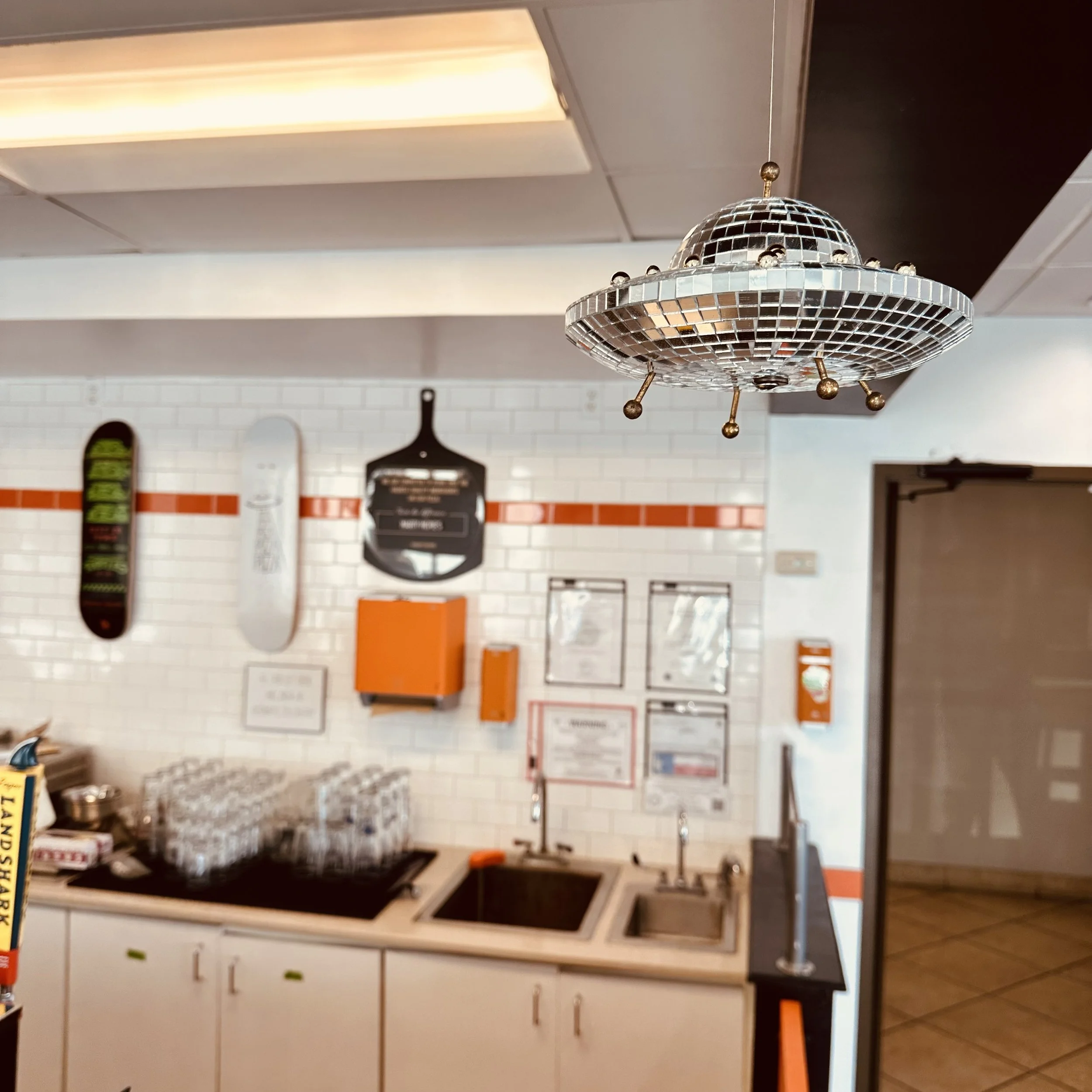 website spaceship.jpeg