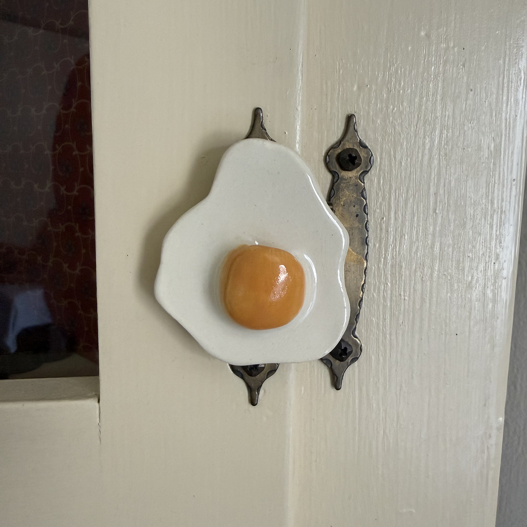 Egg Magnet 1.png (Copy)