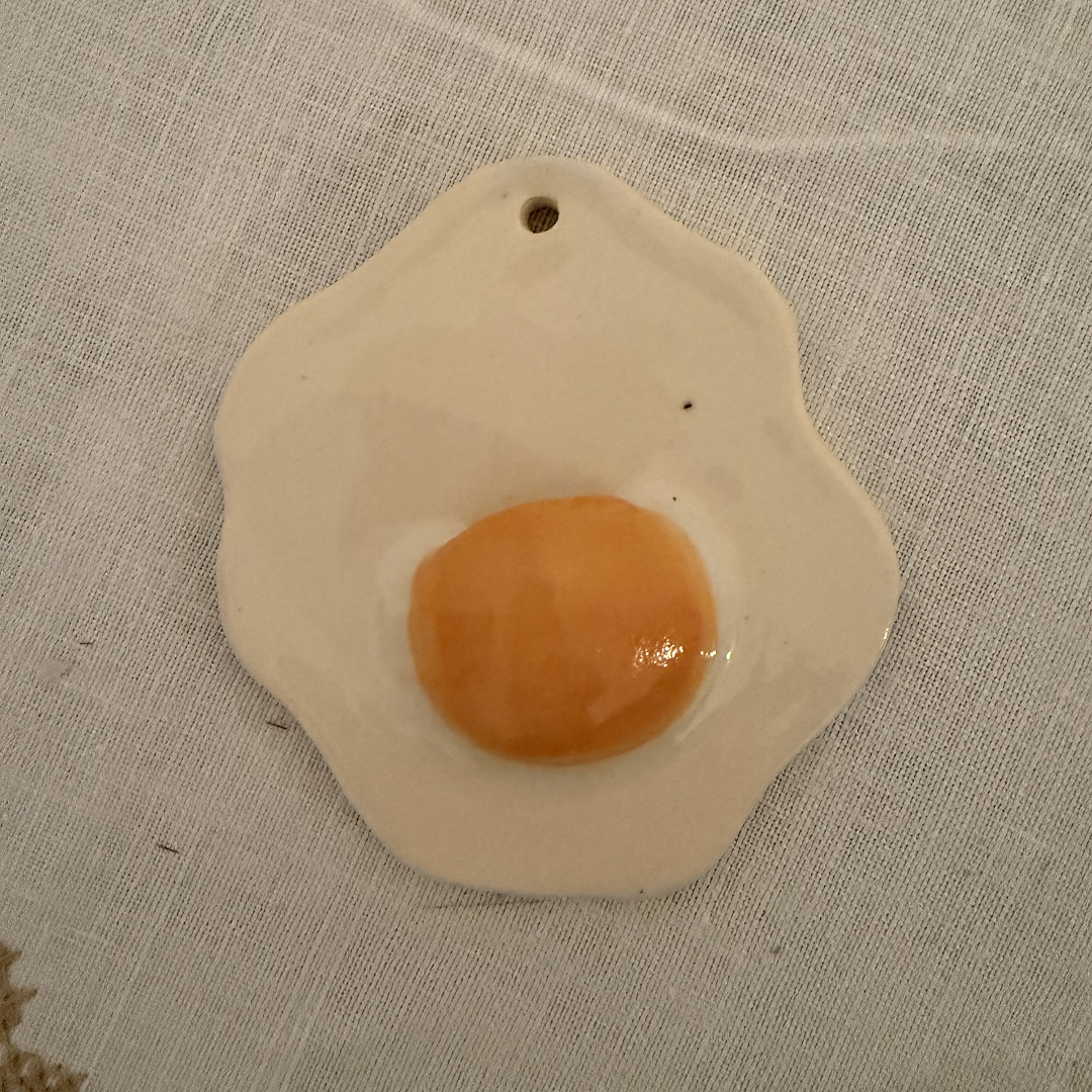 Egg with pepper 2.png