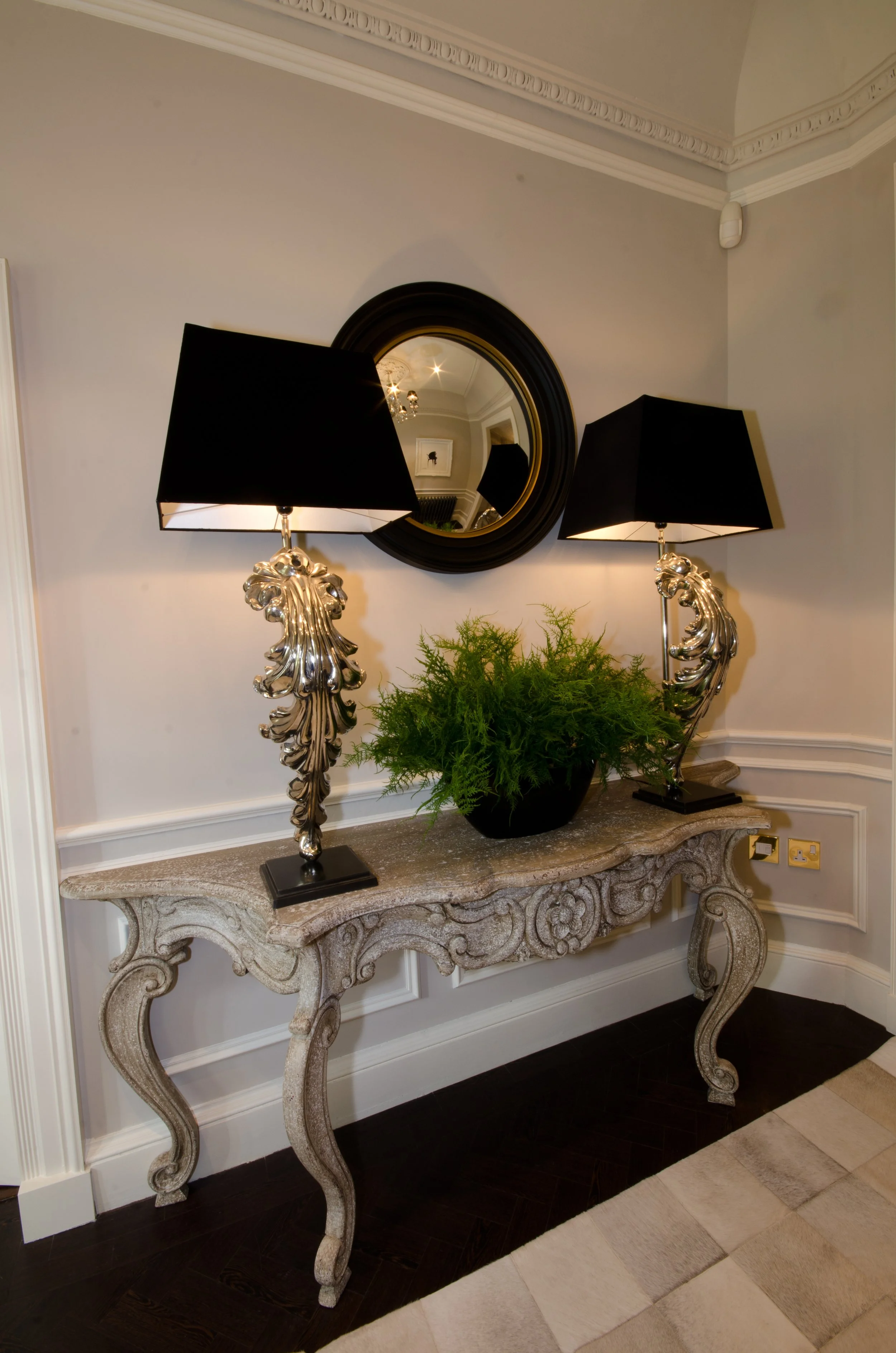 console table and lamps.jpg