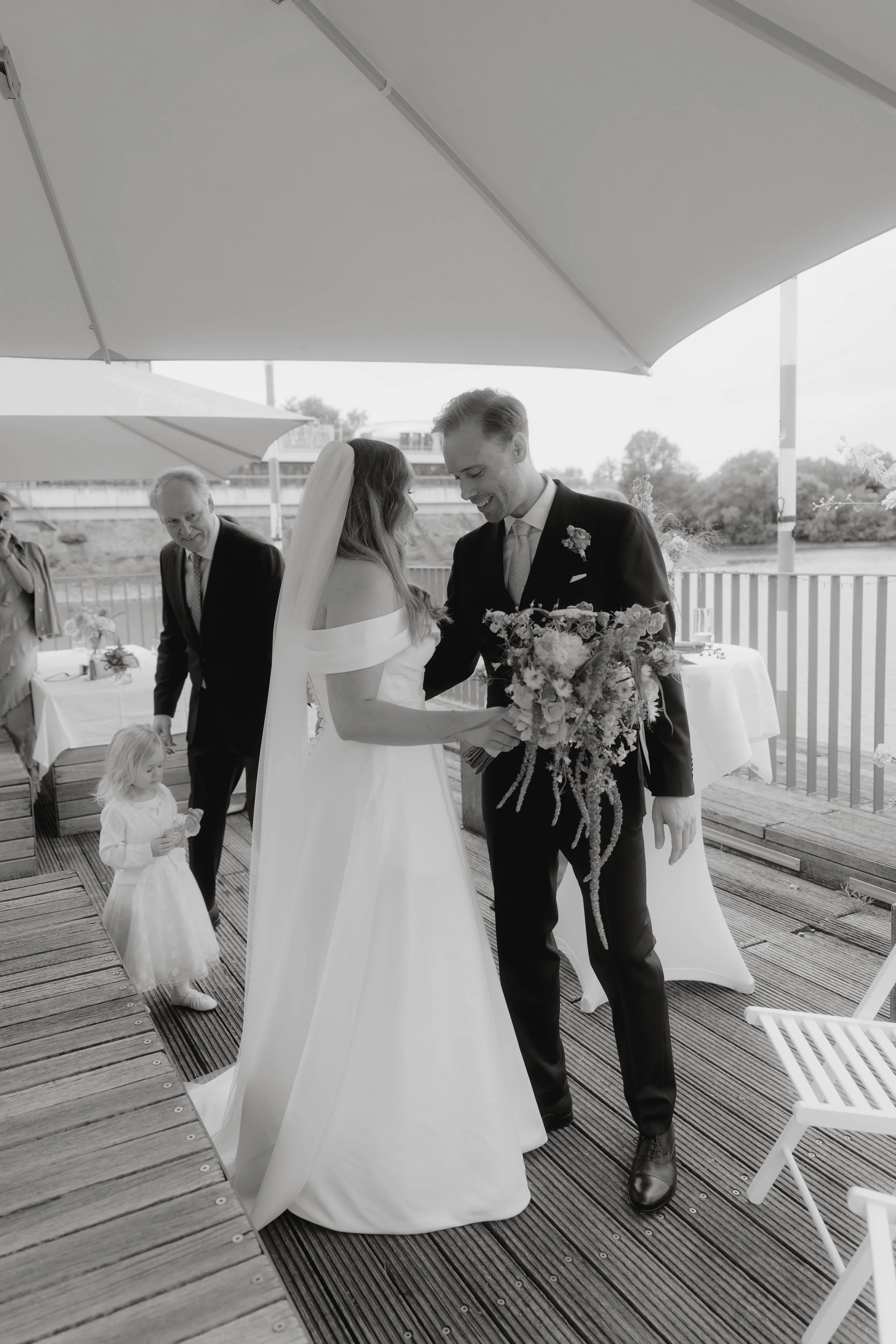 Malin&Niklas_06062026_Preview-7.jpg