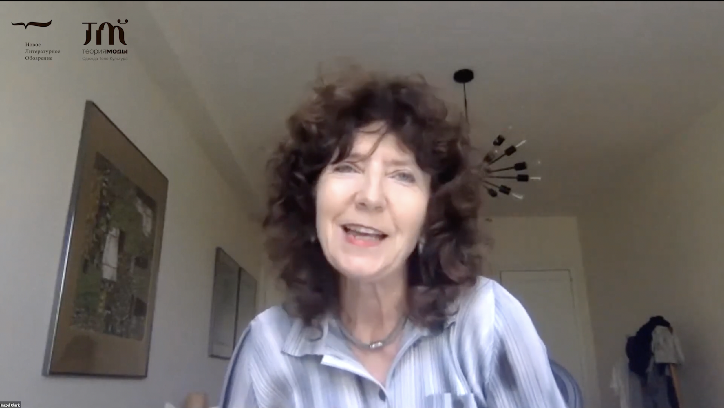 COVID-19-fashion, women and collective consciousness