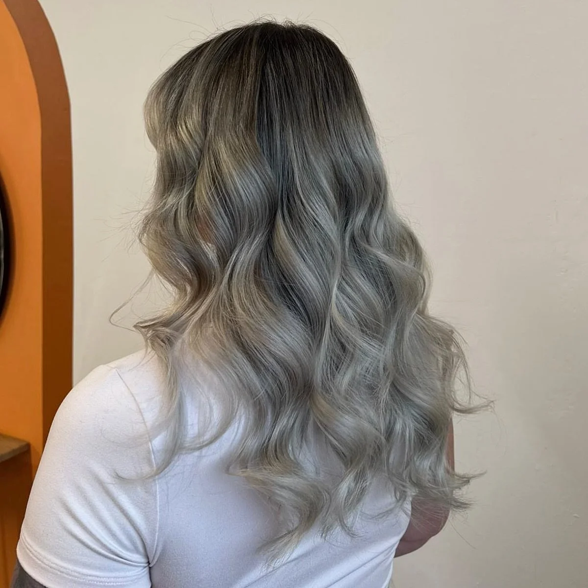 From grown out blonde to this stunning ashy blend 😍😍

How gorge is this transformation from our @styledby_nic 💇🏼&zwj;♀️💖

#balayage #blondeblend #rootmelt #ashblondebalayage #cheshiresalon