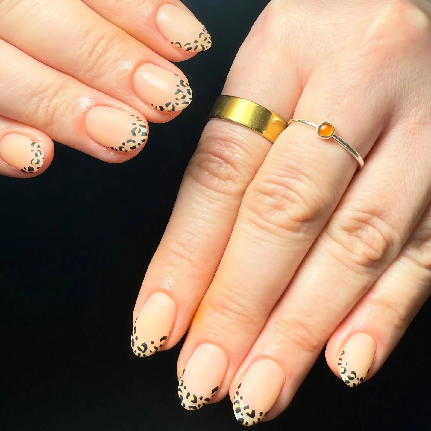 Kicking you all off with @lauren_thatnailstudio first set of nail art at That Nail Studio 🙌🥳

How gorge are these leopard print tips 😍🐆
Love love love ❤️

#Cheshirenail #gelnails #gelnailart #wilmslow #nailart