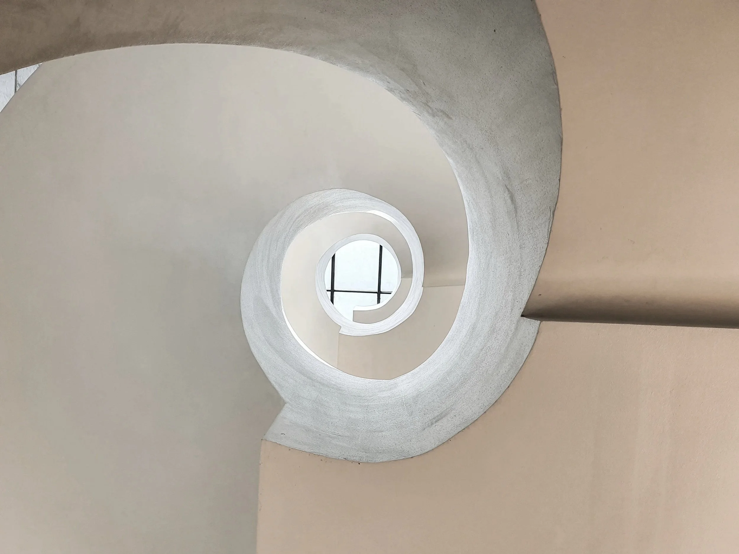 spiral window architecture
