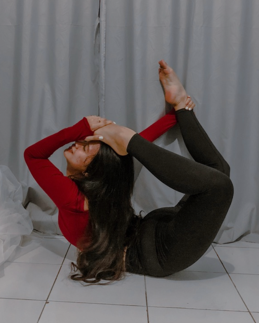 Backbrend advanced yoga pose.