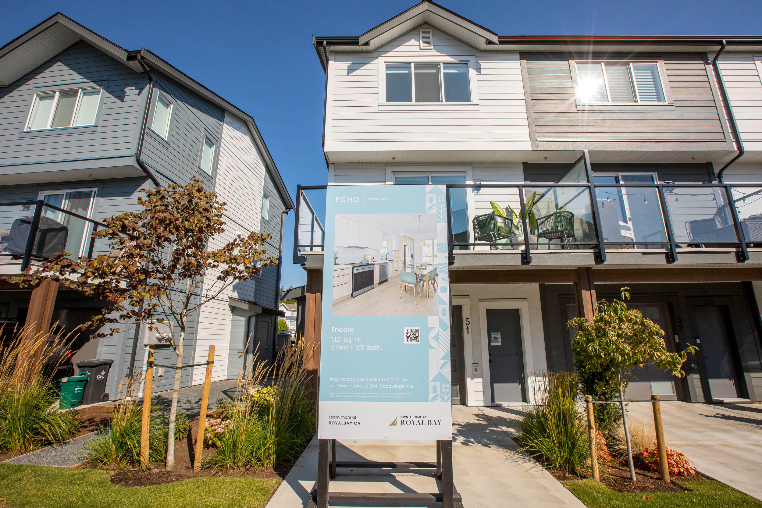 Echo Encore sign.jpg