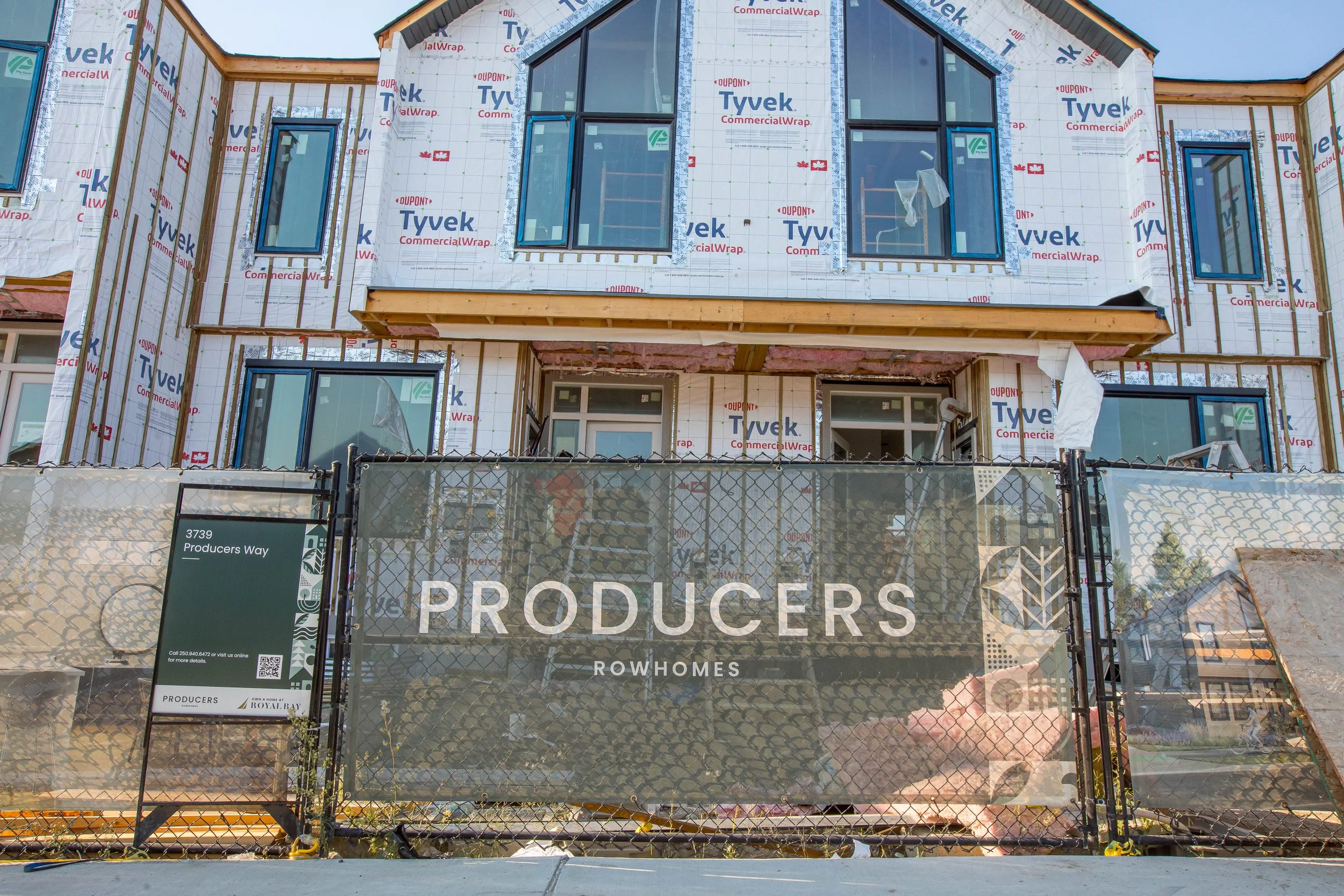 Colin Smith Takes Pics 2024-24.jpg