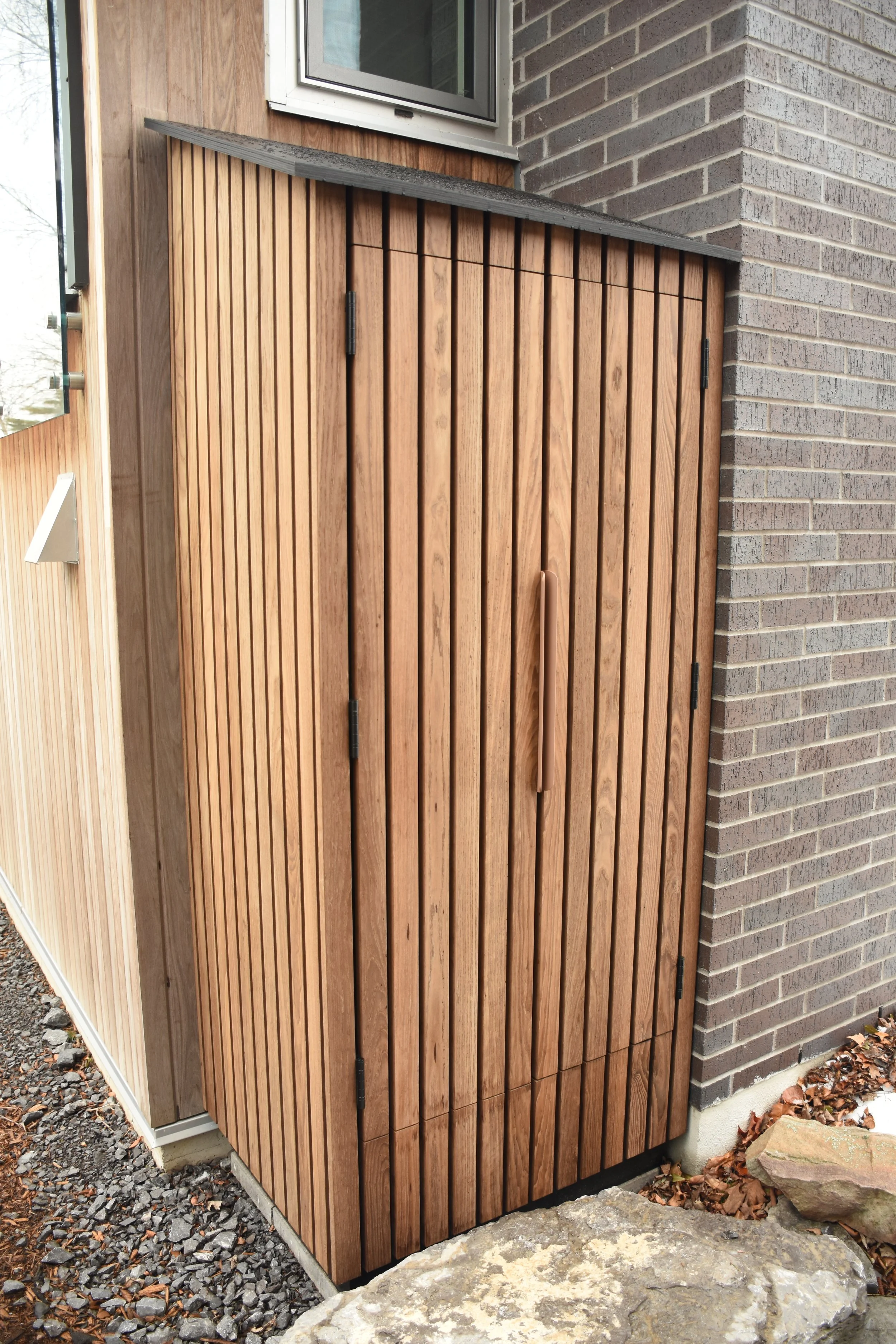 Outdoor Ash Cabinets