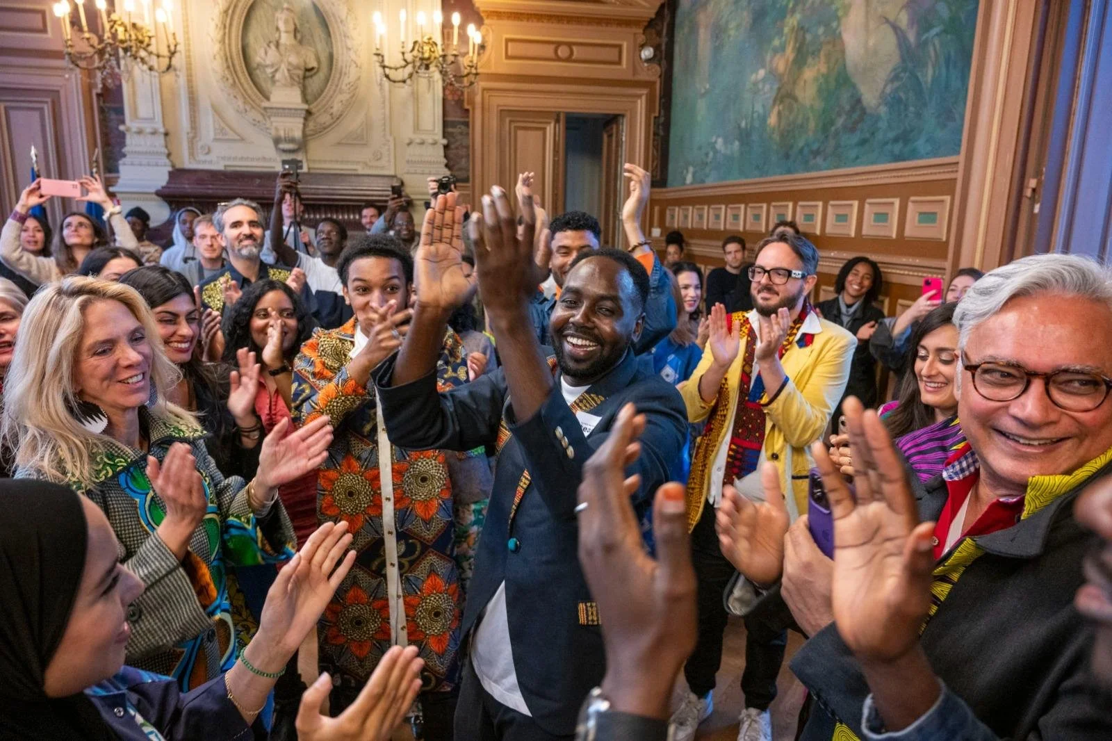 Karam Hassan et La Voix des Réfugiés.jpg