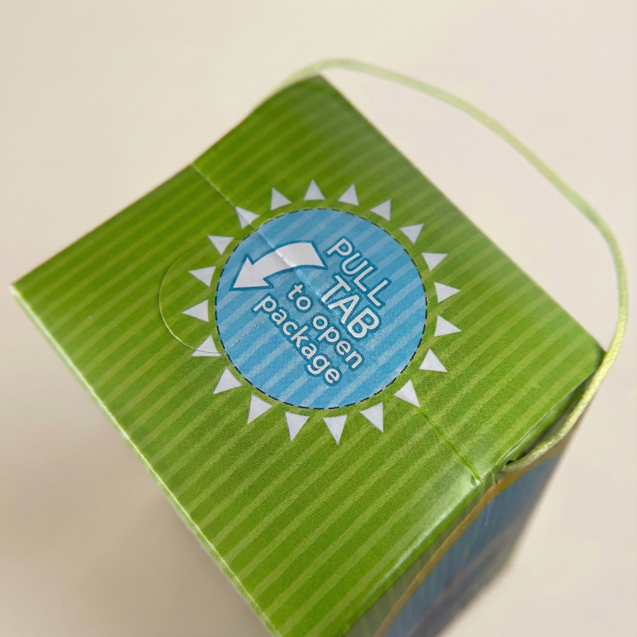 springbox top macro.png