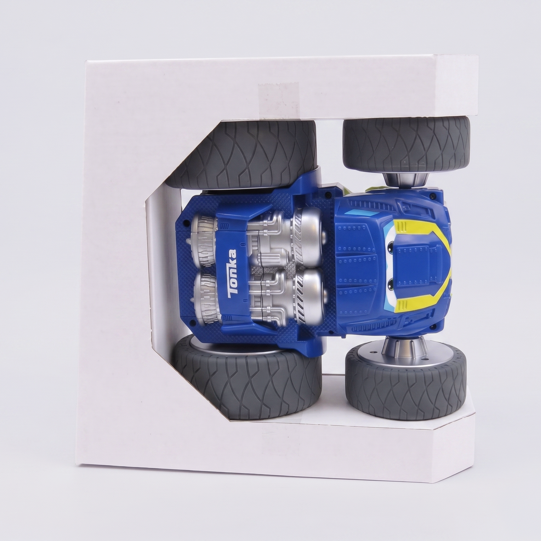 Rumbin Chuck-2.png