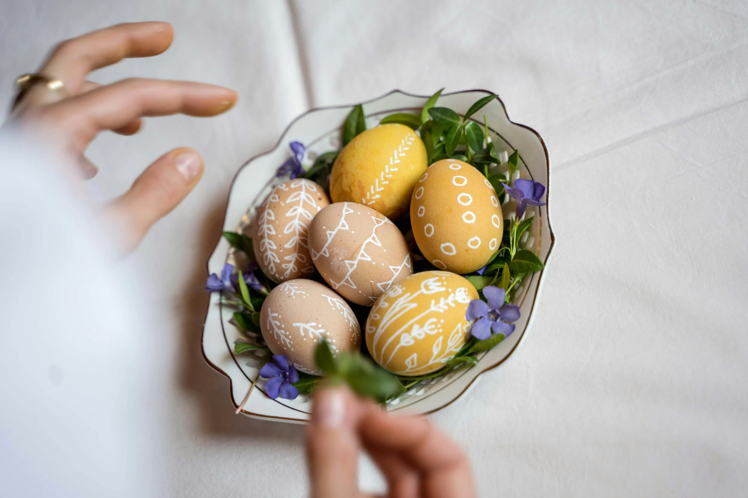 Easter eggs in a bowl