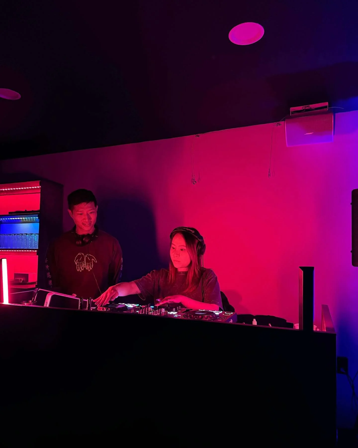 First @djraykeem x Huntsy B2B show in the books!!! Thank you to everyone who came out, we had so much fun ❤️💙💜