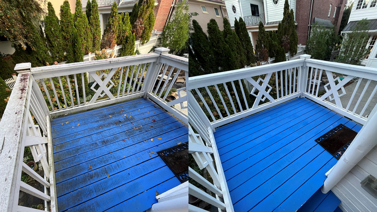 Comparison of a balcony before and after cleaning, showing the deck surface cleaned and bringing out the blue color of the painted wood.
