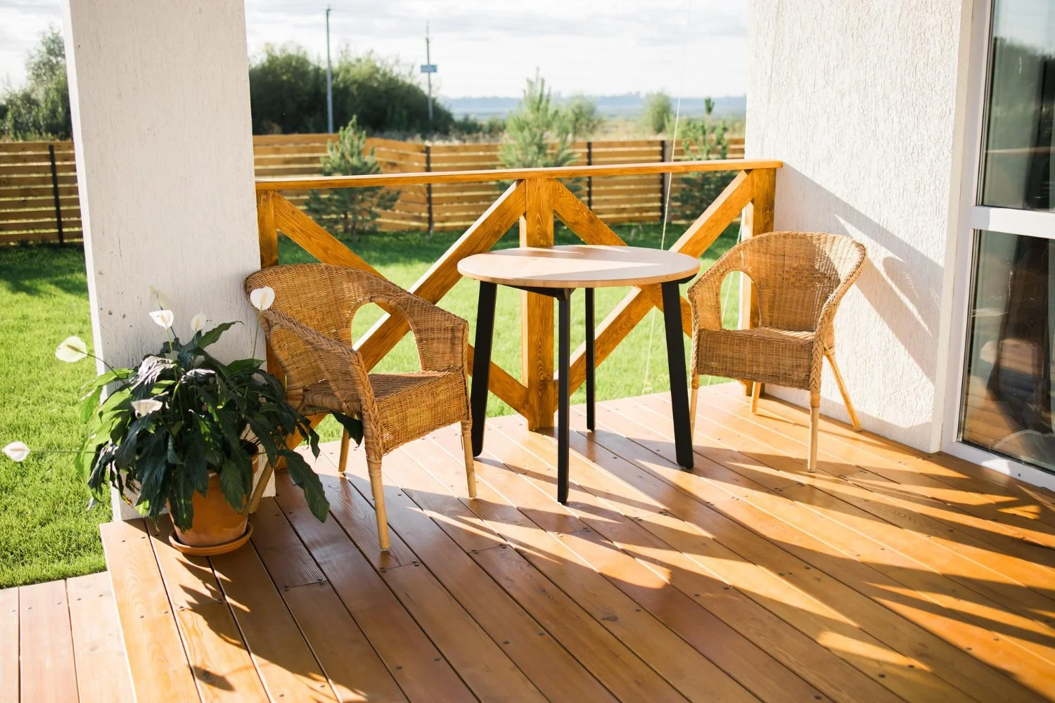 Is Custom Deck Installation in Longmont Still Smart in Fall
