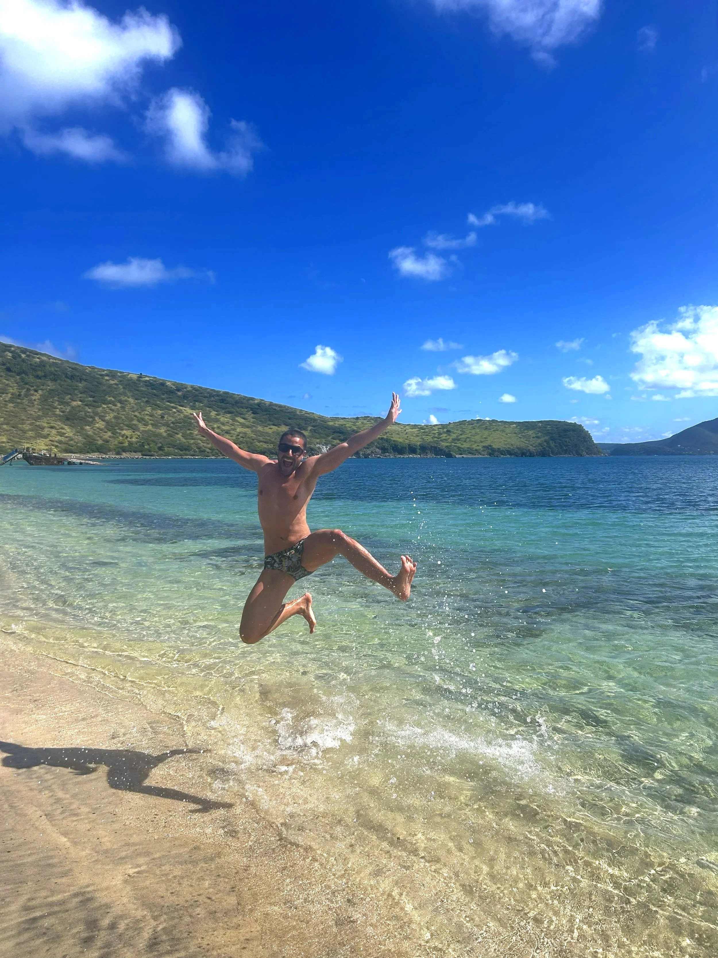 San Cristóbal y Nieves en crucero: playas paradisíacas y excursión por libre en el Caribe