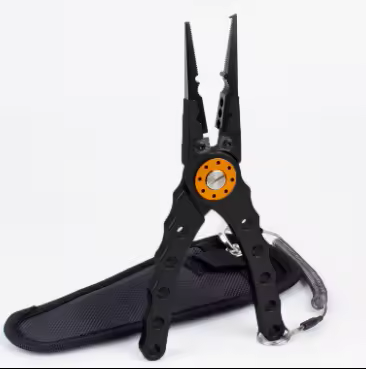 Fishing pliers.png