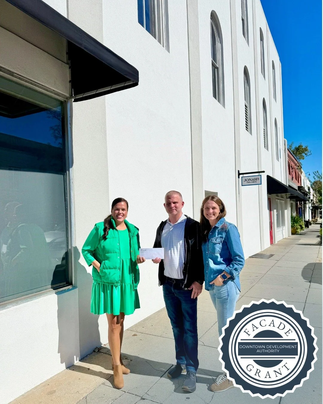 ✨ Another beautiful improvement in Downtown Thomasville! ✨

We're excited to recognize Caleb and Lauren Brown of @jonahsfish as recipients of a Downtown Thomasville Main Street/DDA Facade Grant!

The Browns recently completed exterior improvements on