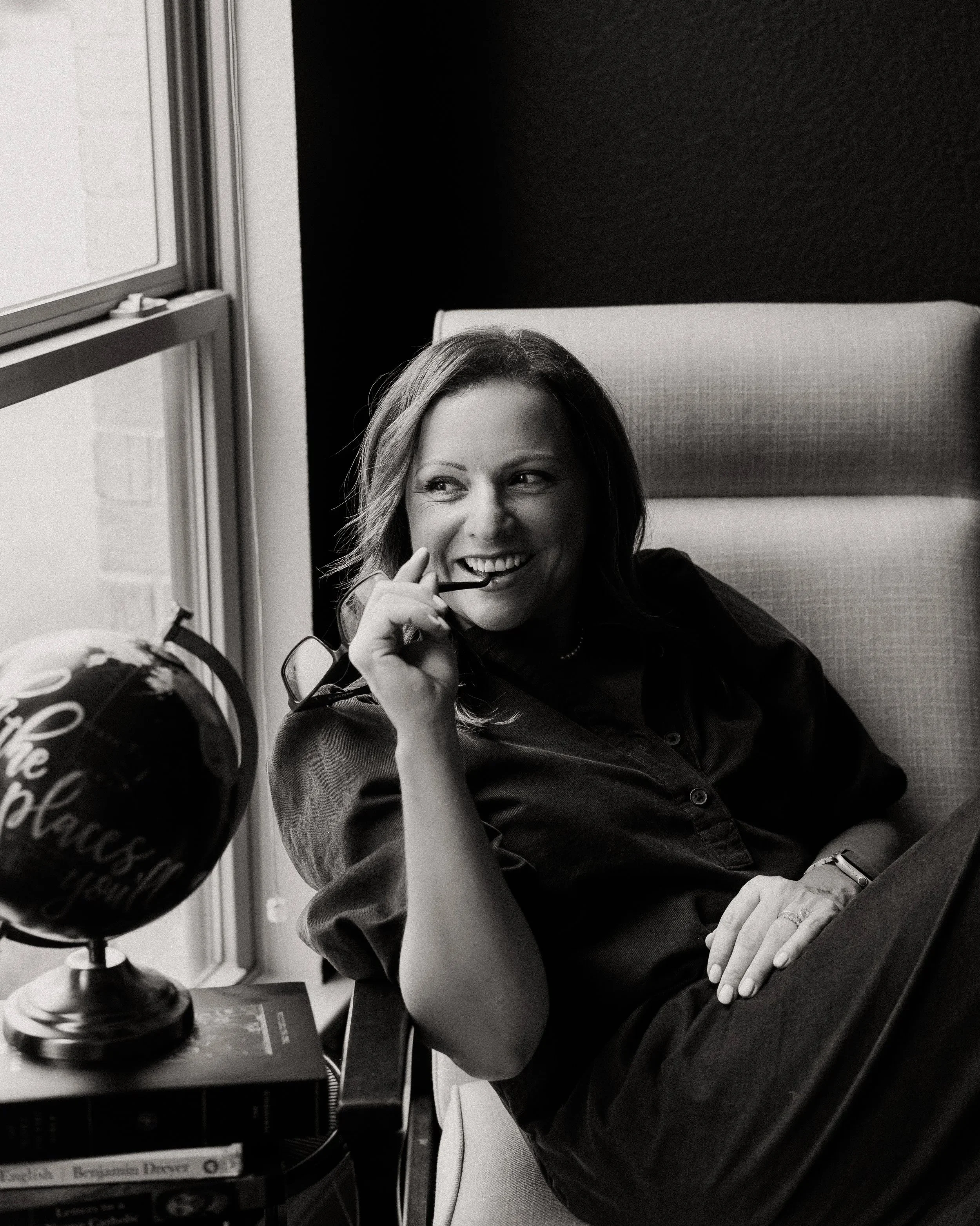 Nicole Davis ready to plan your vacations.