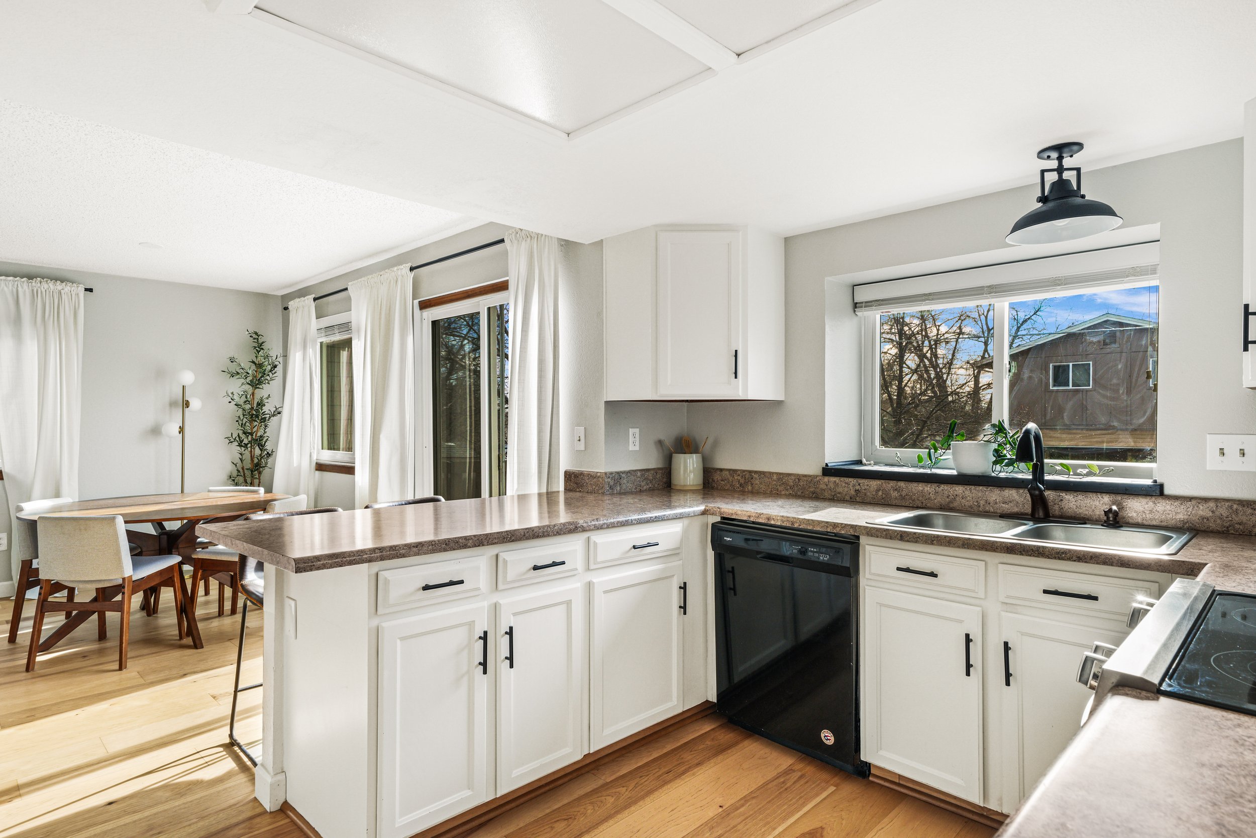 4916 W 61st Pl(MLS)-10.jpg