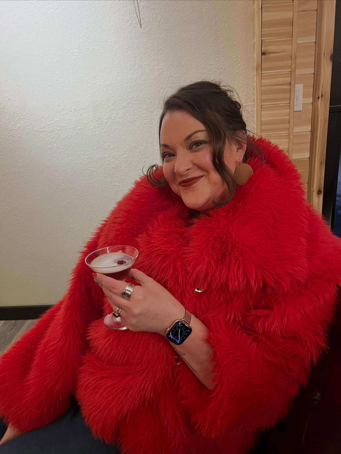 When the mob boss celebrates her birthday, there&rsquo;s only one place to go&hellip;

Hoarfrost. 🍸😎🎂